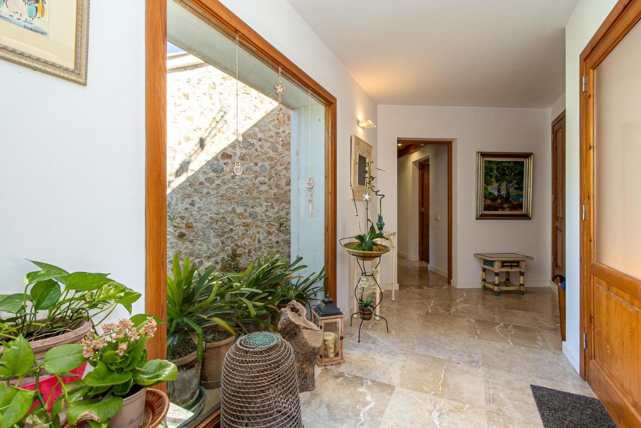 Villa L'esplai In By Homevillas360 *