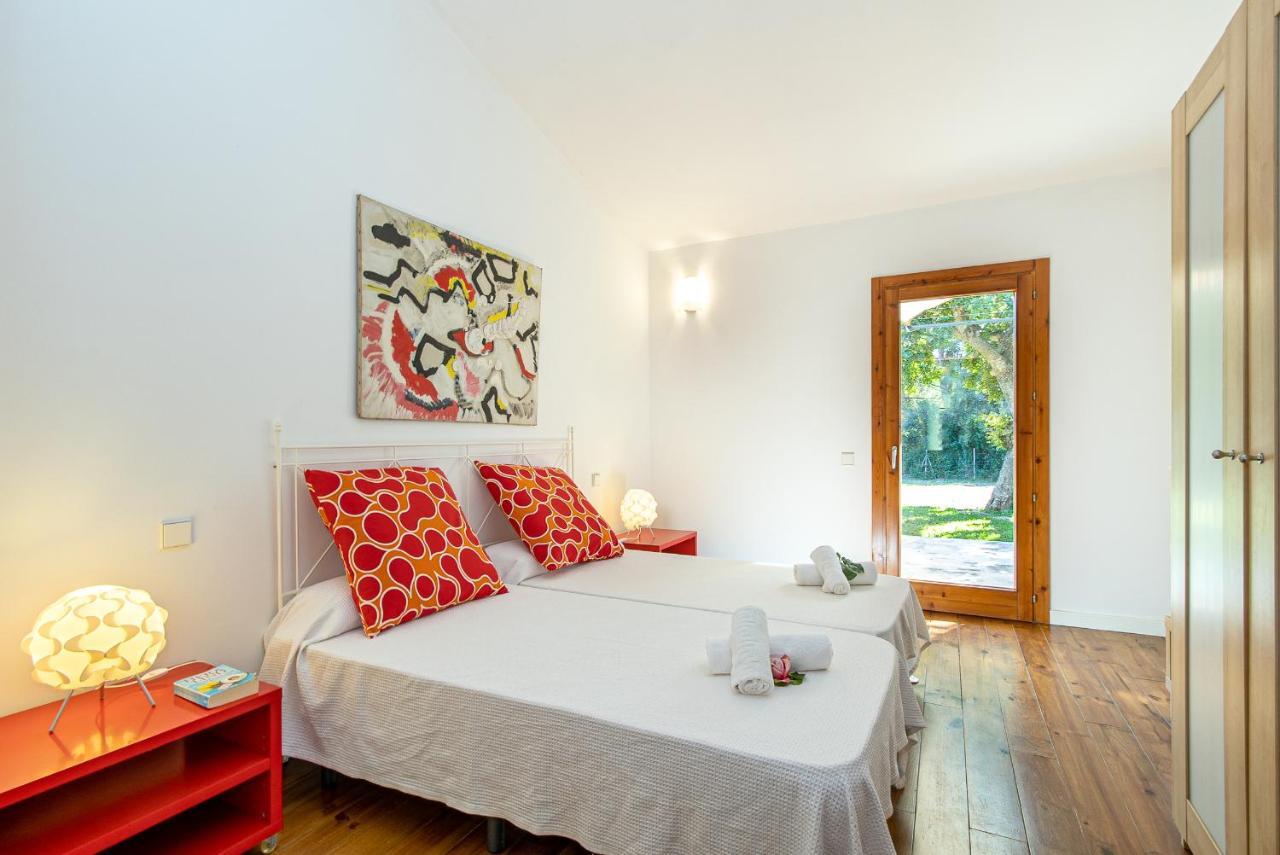 L'esplai In By Homevillas360 Villa